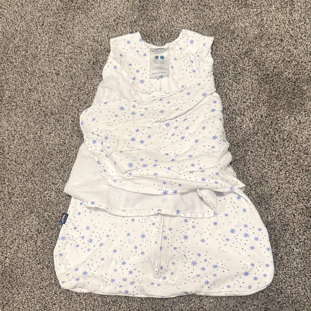 Cozy White and Blue Starry halo sleep sack
